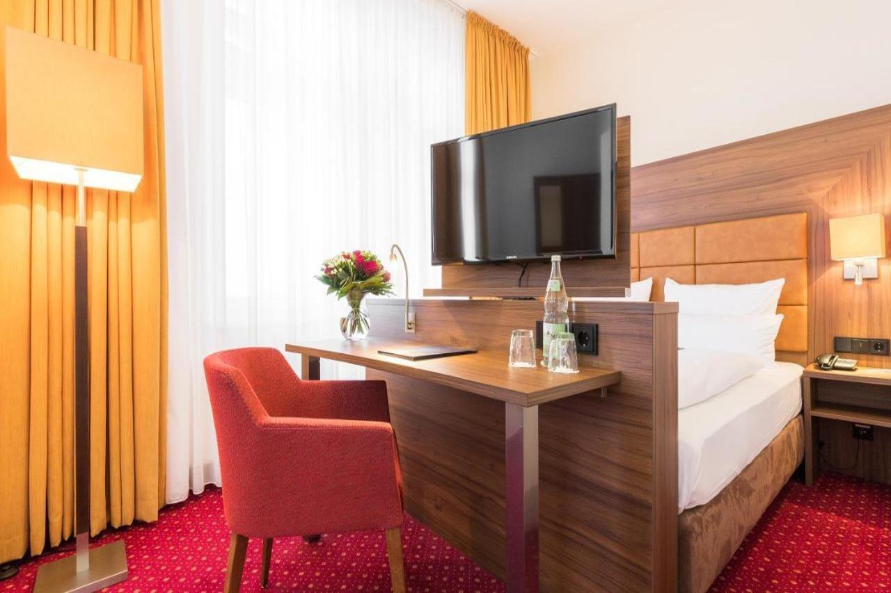 Hotel Fuerst Bismarck Hamburg Exterior photo